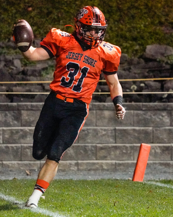 Jersey Shore cruises past Shamokin for District 4 Class AAAA semifinal